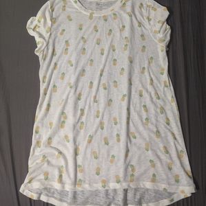 Pineapple tee